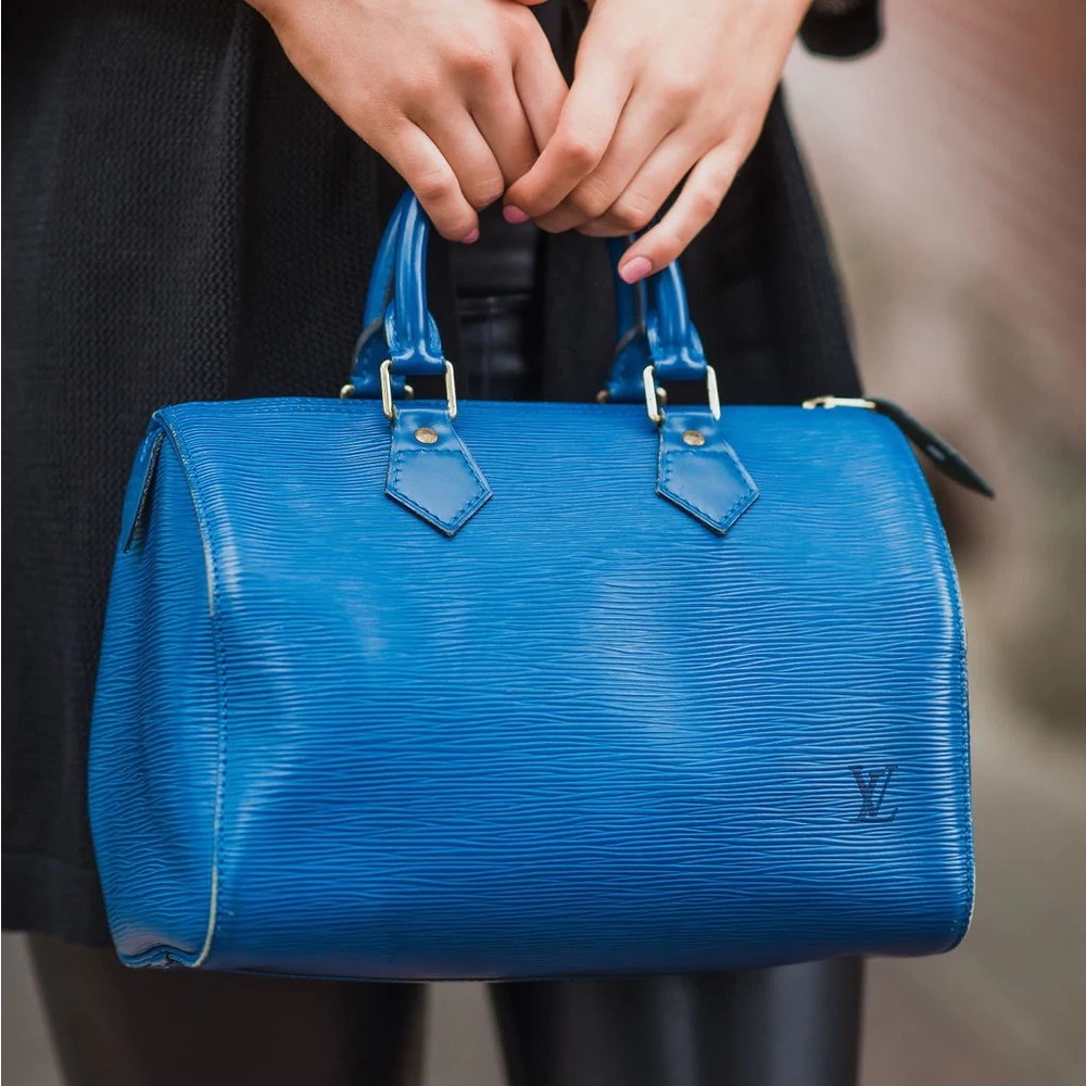 Louis Vuitton Epi Speedy 25